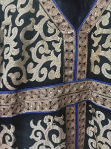 Black Embroidered Kurta