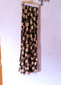 Net Stole ( Cream An Black)