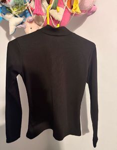 Ribbed Black Zip Neck Top