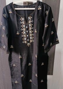 Chanderi Silk Embroided Kurta With Pant Set