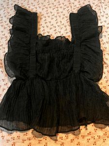 Chic Black Ruffled Top