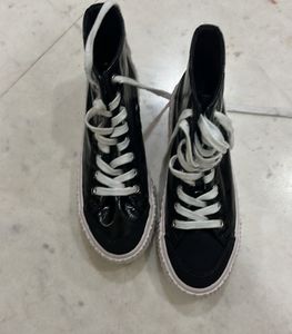 Black High-Top Sneakers Eur 37
