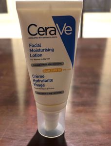 CeraVe Facial Moisturising Lotion SPF 50