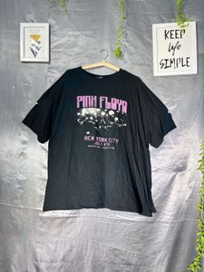 VINTAGE Pink Floyd metallics Graphic T-Shirt