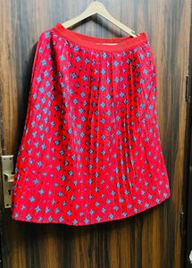Elegant Red Pleated Midi Skirt