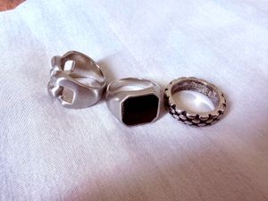 Unique Silver Tone 3 Ring Set