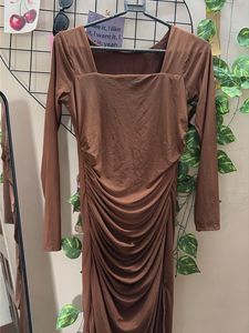 Chic Ruched Midi Dress