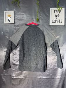 H&amp;M Two-Tone Raglan Sweater