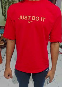 Nike tshirt size M