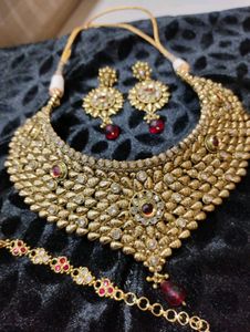 Bridal necklace set