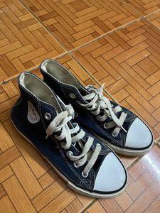 Sneakers #sneakerswoman #shoes #sneakers #converse #allsports