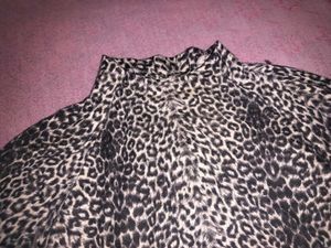 Leopard Print Mock Neck Top