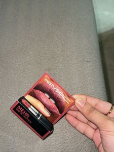 MAC Mehr Matte Lipstick (Mini)
