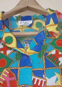 Vibrant Graphic Print Short Sleeve Button-Up Shirt