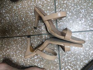 mule heels bata nude