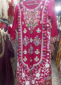 Elegant Embroidered  Kurti set