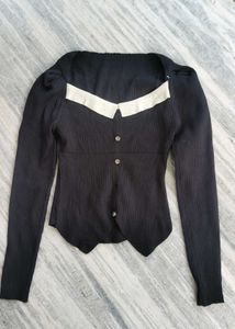 Black Cardigan Top can be paired with long skirt