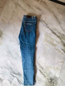 Classic Blue Denim Jeans👖