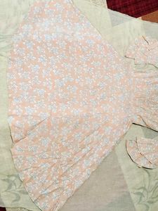 🎀 Elegant Peach Floral Gown 😍