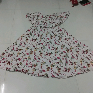 floral L size gown