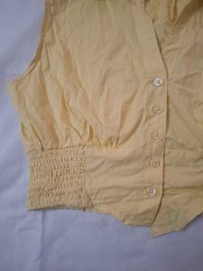 Women's y2k Sleeveless Collared Yellow Top