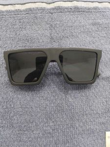 Stylish Black Oversized Sunglasses