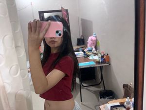 Cropped top