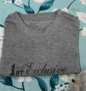 Grey Tshirt M 36