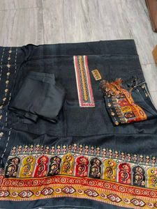 Stock Clerance Sale PAshmina suit with shawl