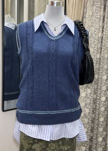 Oversized Cable Knit Sweater Vest