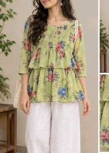 Trendy Ruffle Floral Chiffon Top