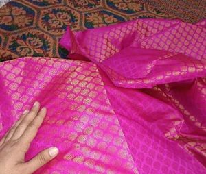 Jacquard Banrasi Silk Dres Material 2 Mtr With Tag