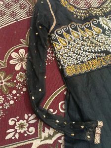 🖤 Black &amp; Gold Embroidered Anarkali Gown ✨
