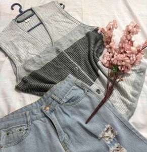 🎉Buy1 Get1 Free🎉Grey Striped Vest Q