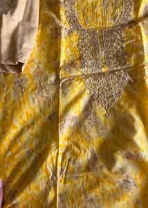 Yellow Printed Dupatta with Lace material