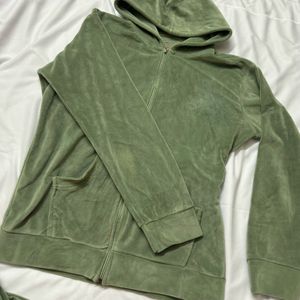 FINAL SALE 🎉Velour Night Suit Set