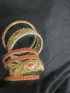 Elegant Red &amp; Gold Bangle Set