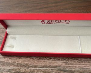 Senco Gold &amp; Diamonds Jewelry Box