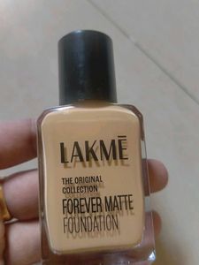 Lakme Forever Matte Foundation