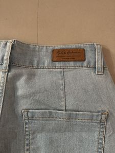 Wide Leg Light Wash Jeans