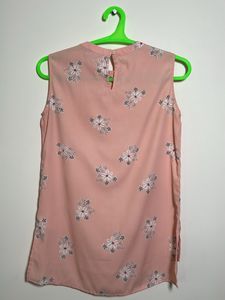 Zink High-Low sleeveless Top
