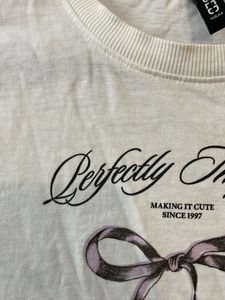 H&amp;M White Graphic Baby Tee