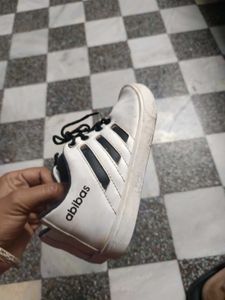 Abibas Sneakers