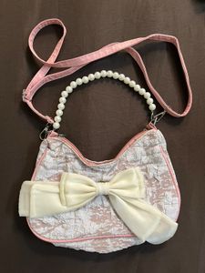 bow pearl bag