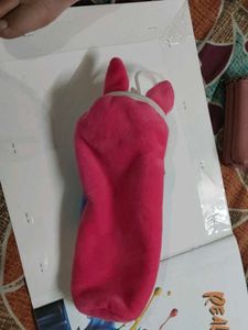 🍼 Cute Baby Feeder Cover