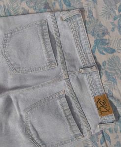 ✨✨Light Wash Wide Leg Jeans✨✨