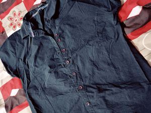 Black Shirt.