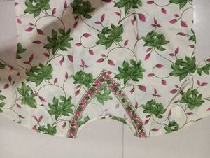 Floral Print V-Neck Kurta