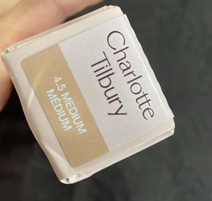 Charlotte Tilbury Hollywood Flawless Filter