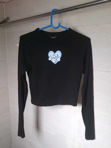 Long Sleeve Crop Top 🖤